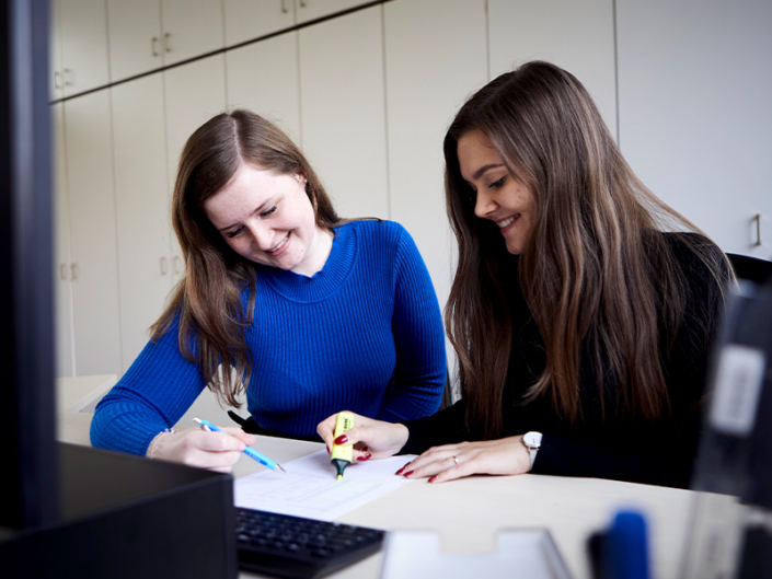 Careers Lacroix + Kress GmbH